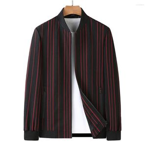 Herrjackor L-8XL plus storlek för män högkvalitativa moderockar 2023 Autumn Stripe Windbreaker Bomber Jacketkläder