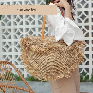 Evening Bags Bohemian Round Tassel Women Str Bag Designer Spike Paper Rattan Shoulder Bags Large Casual Handbags Summer Beach Woven Purses T230526