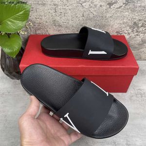 Тапочки мужчины женские тапочки тапочки для скольжения Slide Summer Fashion Wide Sandal