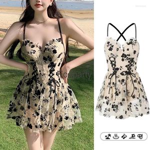 Casual Dresses 2023 Korea Fashion Spring One Piece Swimsuit For Women Retro Printed Bandage Lace Sling Dress Women's Sexy Badkläder kostym