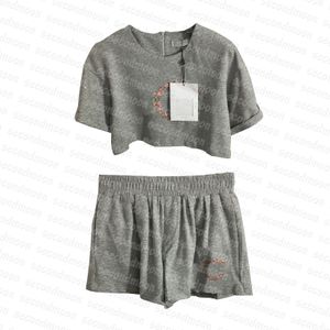 Fatos de treino femininos de verão Crop Top de manga curta com cintura elástica Roupa desportiva estilo casual Roupa de fitness desportiva