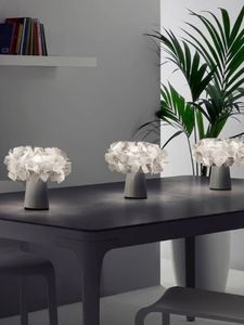 Romantische Blumen Schreibtischlampen Nordic Moderne Leselampe Hotel Hochzeit Dinner Party Schlafzimmer Wohnzimmer Bett Beistelltisch Licht Startseite Innenbeleuchtung Dekoration