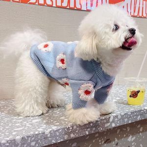 Vestuário de cachorro Princesa roupas de estimação para cães pequenos kawaii flores bordadas jumper jumper inverno pullover quente chihuahua suéter