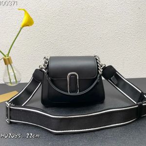 Fashion Womens Cowhide Crossbody Bags Silver Chain Handbag Soft Leather Letter Buckle Designer Shoulder Bag Flip Wallet