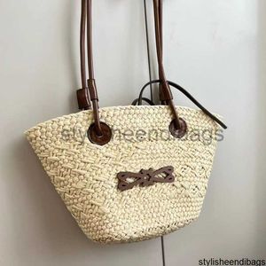 Designer Bag Kvinnors mode Tygväska axelväska Handväskor Stylisheendibags Designer Lovely Crochet Straw Fashion Top Quality Stor kapacitet Purse Shopping Bag