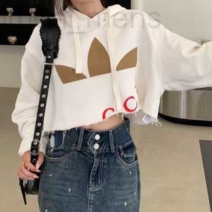 Women's Hoodies & Sweatshirts designer hoodie Designer Sweater Chest Round Neck PulloFashion Cropped Tassel Slimming Sweatshirt Luxury Simple Cotton Hoody