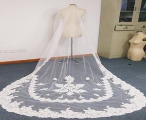 2016 Custom Made Ivory or White Color One Layer Regal Length Lace Trimmed Long Bridal Veils Dhyz 018938121