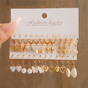 Серьги для сердца бабочки устанавливают золотые цветные серьги для женщин для женщин Винтажный металл имитируемый жемчужные серьги
