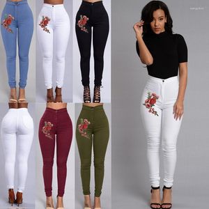 Jeans femininos 2023 Moda Mulheres Bordadas magras Floral Stretch High Workout Rasped calça jeans calça 3xl plus size