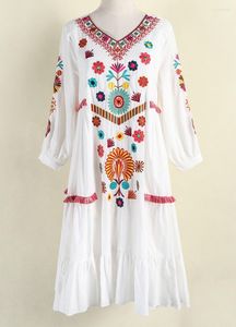 Casual Dresses 5xl 4xl 3xl 2xl Bohemian Beach Dress 2023 Spring Summer Style Ladies V-Neck Luxurious broderi 3/4 Sleeve White