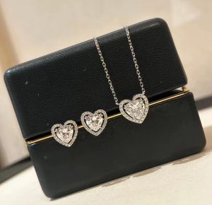 Luxury G Brand Love Heart Designer Collane a sospensione per donne Sweet Cute White Shining Diamond S925 Orecchini in argento sterling Orecchini per feste