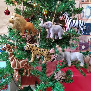 Christmas Decorations Simulation Wild Animal Model Toy Mini Lion Tiger Giraffe Elephant Hanging Figures Dolls Miniatures Tree Pendant