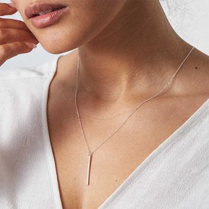 ペンダントネックレスチャームバーペンダント女性ネックレスシルバーカラーチェーンカレアol bijoux ras de couミニマリストロングネックレスファッションジュエリーaa230526