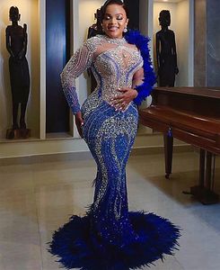 May Aso Ebi Royal Blue PROM BEADE CRYSTALS Mermaid Feather Evening Formal Party Second Reception Födelsedagsengagemang Klänningar Klänning Robe de Soiree ZJ337 407