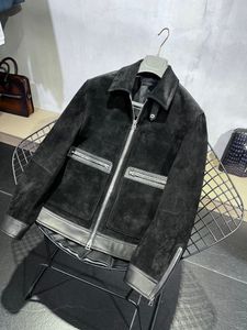 Luxuriöse Herren-Lederjacke im Retro-Stil, hochwertige Textur, Taschennähte, Reverskragen, schwarze Top-Marken-Designer-Lederjacke