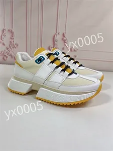 2023 Designer Flat Sneaker Trainer أحذية عارضة أحذية جلدية أحذية بيضاء تراكب أزياء منصة الرجال أحذية رياضية منخفضة