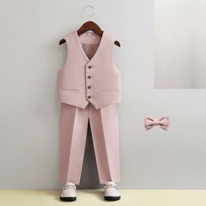 Anzüge Kinder Formales Hochzeitskleid Jungen Weste Hosen Bowtie Pografie Anzug Kinder Bühnenauftritt Baby Geburtstag Zeremonie Kostüm 230526