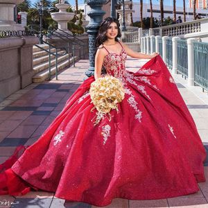Czerwone sukienki Quinceanera 2023 poza imprezą na ramię Princess Sweet 16 Suknia z aplikacjami cekiny koronkowe vestidos de 15 anos