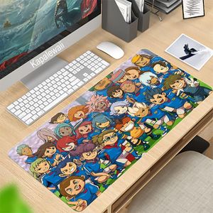 Pads inazuma Eleven Myse Pad Kreatywna duża gra komputerowa klawiatura biurowa Mata Mat Christmas Kawaii biurko dla nastolatków do sypialni