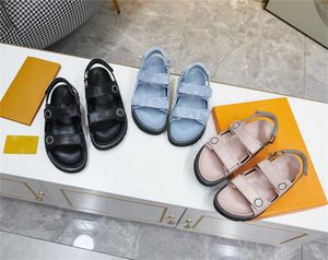 정통 여성 Paseo Flat Comfort Sandals Lady Luxury Summery Leather Denim 조절 가능한 해변 샌들 슬리퍼 슬라이드 크기 35-42 상자