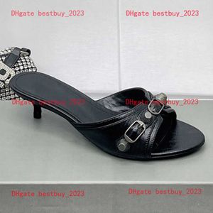 2024 New Heels Sandal Popular Designers for Womens Slippers Spring Summer Classic Fashion Sandals Sandals Slipper