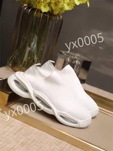 2023 TOP TOP TOP Hot Luxurys Designer Flat Sneaker Trainer أحذية عارضة أحذية بيضاء أحذية بيضاء تراكب أزياء منصة رجال للنساء أحذية رياضية منخفضة