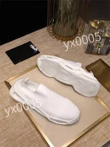 2023 Top Hot Luxurys Designer Flat Sneaker Trainer أحذية غير رسمية أحذية بيضاء أبيض منصة أزياء رجال أحذية رياضية منخفضة