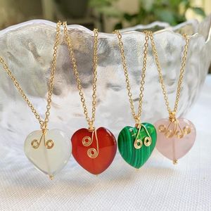 Pendant Necklaces Wire Wrapped Natural Quartz Stone Necklace Green Malachite Red Agates Opal Pink Heart Shape Women Choker
