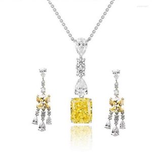 Collana Orecchini Set Europa America Moda Gioielli di fascia alta Donna Lady Inlay Ciondolo zircone cubico quadrato giallo Ago in argento 925