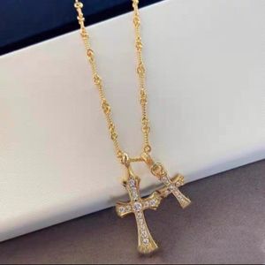 Роскошные бренды дизайнерские подвесные ожерелья мужчины женщины хип -хоп Cross Ожерелье 18к золота с бриллиантами -цепью хип -хоп модные подарки ювелирные аксессуары DHL бесплатно