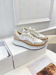 2023 New Nama Designer Casual Shoes Женская повседневная обувь Новая узор Postears Canvas Rainbow Sneaker Runge Sports Shoes Fashion Размер 35-40