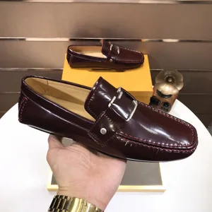 New luxurious Wedding Leather Oxfords Men Designer Dress Shoes Slip on Breathable Driving Shoes Multi Color Penny Loafers Moccasins White Shoes Men