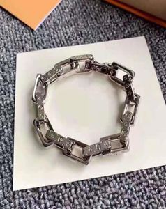 braccialetto di gioielli di design di lusso mens catena di colori monogramma bijoux de crateurs luxe femmes bracelets20556257521946