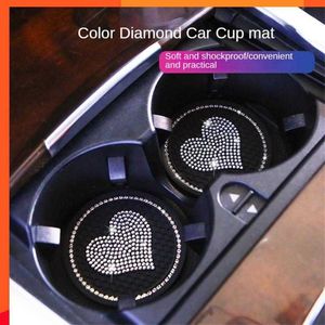 New Diamond Car Diamond Coaster Isolamento termico Slot per tazza d'acqua Tappetino antiscivolo Assorbimento degli urti Portabicchieri Tappetino pieno di diamanti