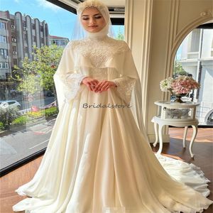 Luxury Islamic Muslim Wedding Dress With Caped Elegant Long Sleeve Lace Boho Turkey Moroccan Dubai Bridal Gown Arabic Bride 2023 Vestidos De Novia abito da sposa