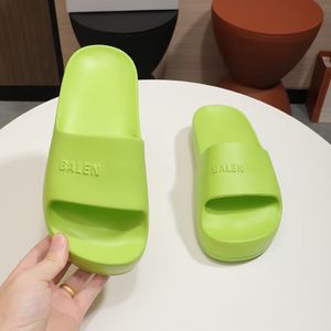 2023 men women designer slippers summer pool slides Black Fluo Green White Cool Grey Beige Blue Pink Yellow mens Rubber sandals Paris shoes