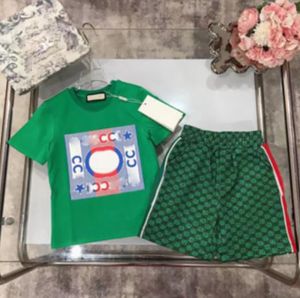 재고 2-12 년 디자이너 어린이 의류 세트 티셔츠 바지 세트 브랜드 인쇄 어린이 2 조각 순수면 의류 아기 소년 소녀 패션
