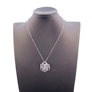 Silver Rose Flor Fina Cadeia de diamante pingentes de colares longos para mulheres Conjunto de luxo Jóias de jóias de luxo Party Christmas Presentes de casamento VENDA DE MENINA