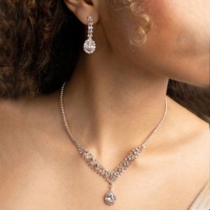 Fashion New Hot Selling Necklace Accessories Luxury Water Drop Earrings Premium Rhinestone Necklace Set Wedding Ornaments 06