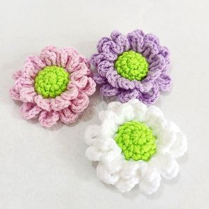 Flores de malha bonitas broches mulheres meninas meninas feitas à mão Broches florais de madeir