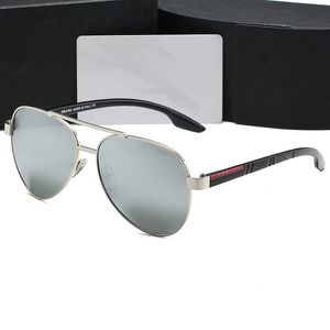 2023 Designer LuxuryBrand Classic Pilot Oval Solglasögon Glasglas för män Kvinnliga solglasögon Gradientlins UV400 glasögon 2202