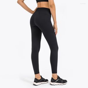 Active Pants Solid Color Fitness Leggings Fashion Yoga Sports Sexiga kvinnors nakna sömlösa friska sidofickor mjuka och andningsbara