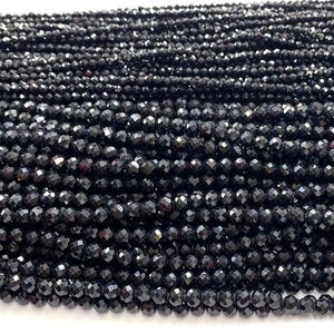 Luźne kamienie szlachetne Veemake czarny spinel naturalny naszyjnik DIY Bracelets kolczyki fasetowane małe okrągłe koraliki damskie do tworzenia biżuterii