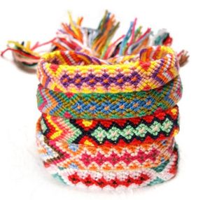 Bracelets d'amitié tissés au Népal avec une fermeture à nœud coulissant pour femmes, enfants, filles et hommes, mélange de couleurs réglable uniformément4130429