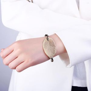 Charme Armbänder Große Künstliche Blätter Armband Gold Silber Farbe Blatt Anhänger Elastische Seil Kette Für Frau Mode Schmuck Zubehör