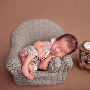 Pośrodniki 3PC/Set Born Baby Pography Rekwizyty pozujące na mini sofę poduszki na krzesło niemowlęce Po Propiejne