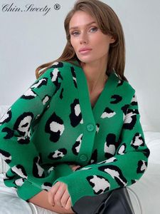 Maglioni invernali con bottoni con stampa leopardata cardigan da donna giacca elegante lavorata a maglia allentata verde spesso caldo maglioni casual autunnali da donna