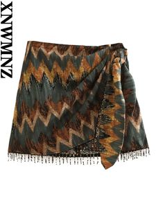 Skirts XNWMNZ 2022 Women Fashion Beaded Knot Printed Skirt Retro High Street Back Zipper Female Chic Mini Skirt