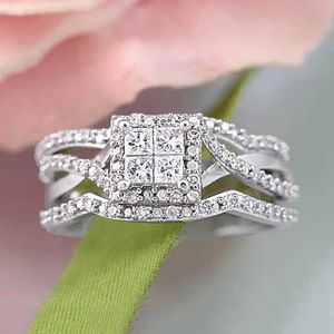 Band Rings Huitan New Trendy Square Shaped 3st/Set Women Rings Luxury Engagement Wedding Bands Accessory Sparkling Cubic Zirconia Jewelry AA230529