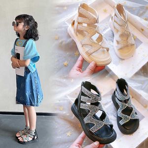 Sandálias de verão nova menina crianças doce lantejoulas princesa sandálias estilo temperamento sapatos de alta qualidade crianças moda